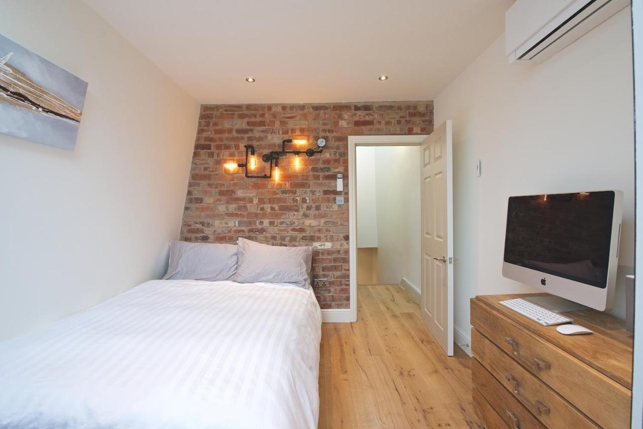 Modern Bedroom In London !! Eksteriør billede